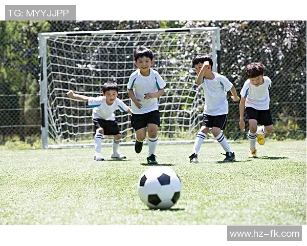 十一号球星在足球队中的重要作用与影响力解析 十一号球星在足球队中的重要作用与影响力解析