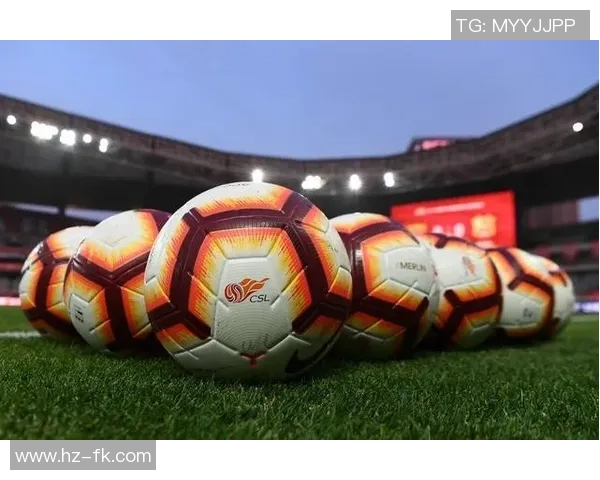 热销足球星车内摆件让驾驶更有激情点亮球迷专属氛围